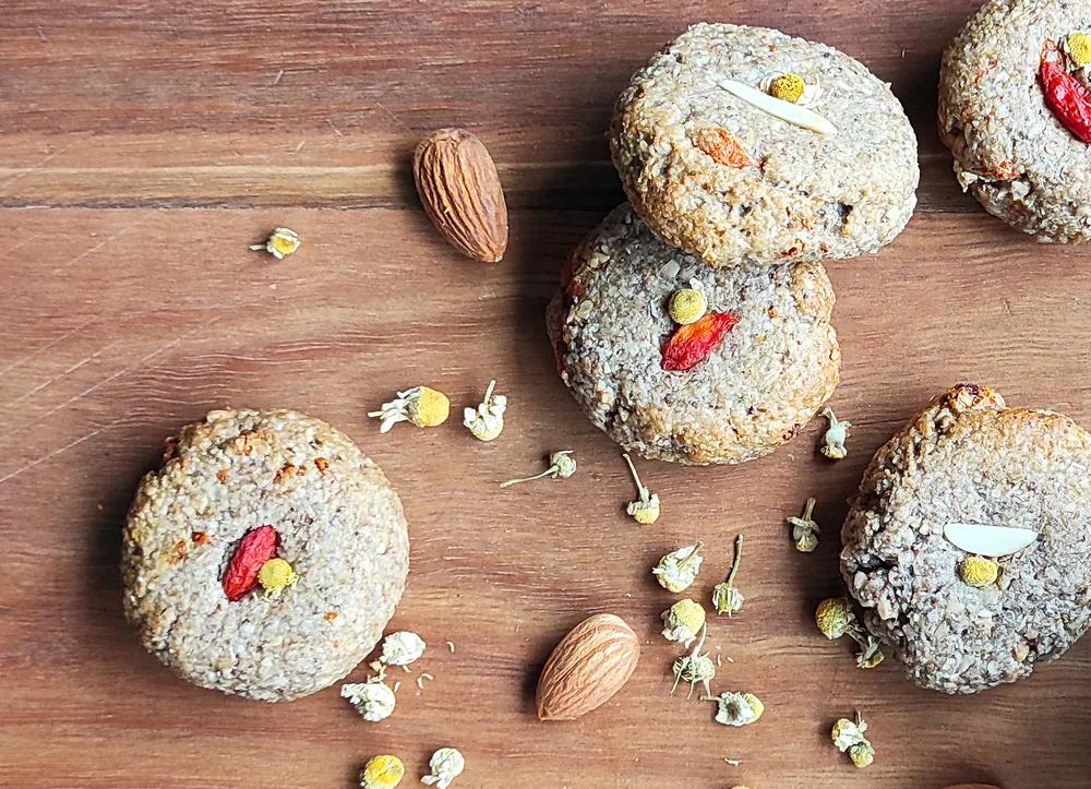 Master Bowie_Calming Cookies for Dogs - Feature Image
