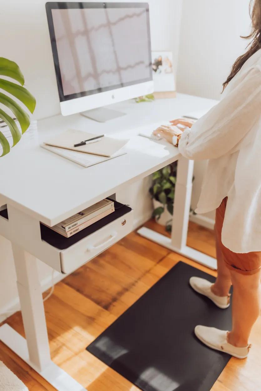 Australian Standing Desk Review: UpDown Desk PRO Electric Standing Desk