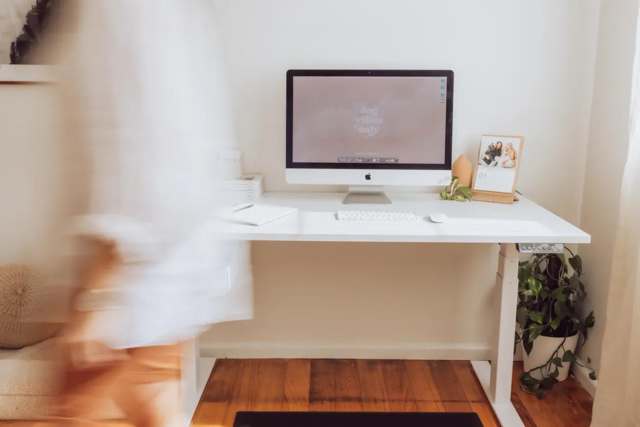 Australian Standing Desk Review: UpDown Desk PRO Electric Standing Desk