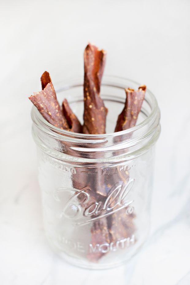 Thanksgiving Dog Treats: DIY Apple & Pumpkin Pie Chew Sticks