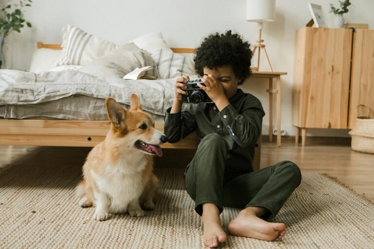 7 Amazing Benefits of Dogs for Kids