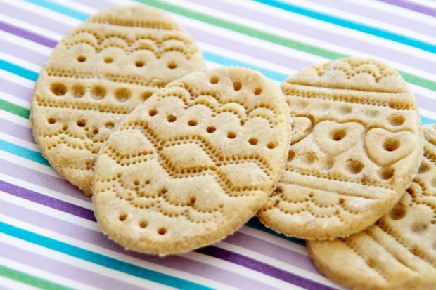 Easter Dog Treats: Easter Egg Dog Biscuits