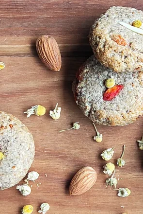 Master Bowie_Calming Cookies for Dogs - Feature Image