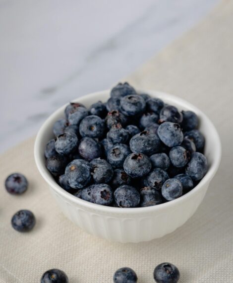 Can Dogs Eat Blueberries?