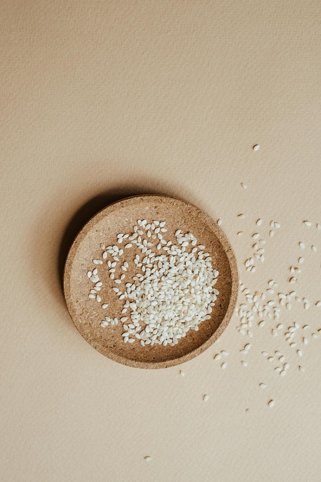 Can Dogs Eat Sesame Seeds? Let’s Find Out!